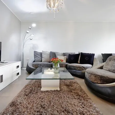 Luxury 2bed 100m2 Centre With Terrace Appartement *